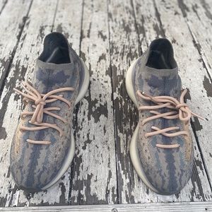 Yeezys 🥶380 woren 3xs